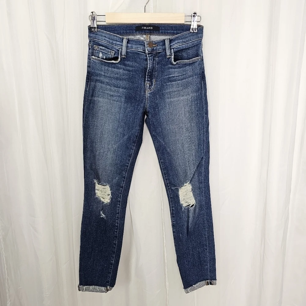 J Brand Capri Breathless destroyed distressed cuff hem size 26